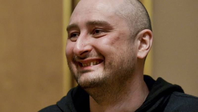 Это не шутки: Червоненко посоветовал Бабченко срочно бежать из Украины Это не шутки: Червоненко посоветовал Бабченко срочно бежать из Украины