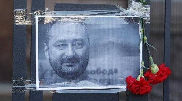 Украина за неделю: воскресает только Бабченко Украина за неделю: воскресает только Бабченко