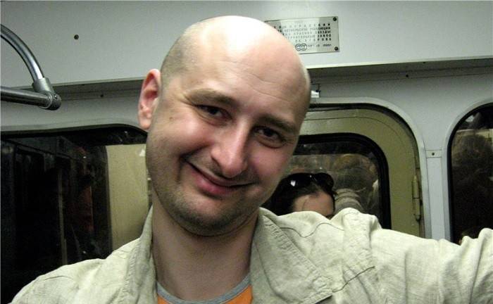 Алчность Бабченко продолжает уничтожать его репутацию Алчность Бабченко продолжает уничтожать его репутацию