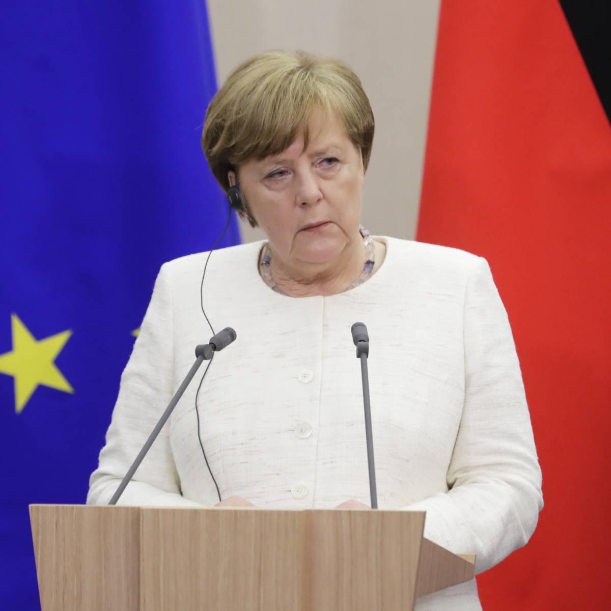 Меркель заявила о невозможности возвращения России в G8‍
