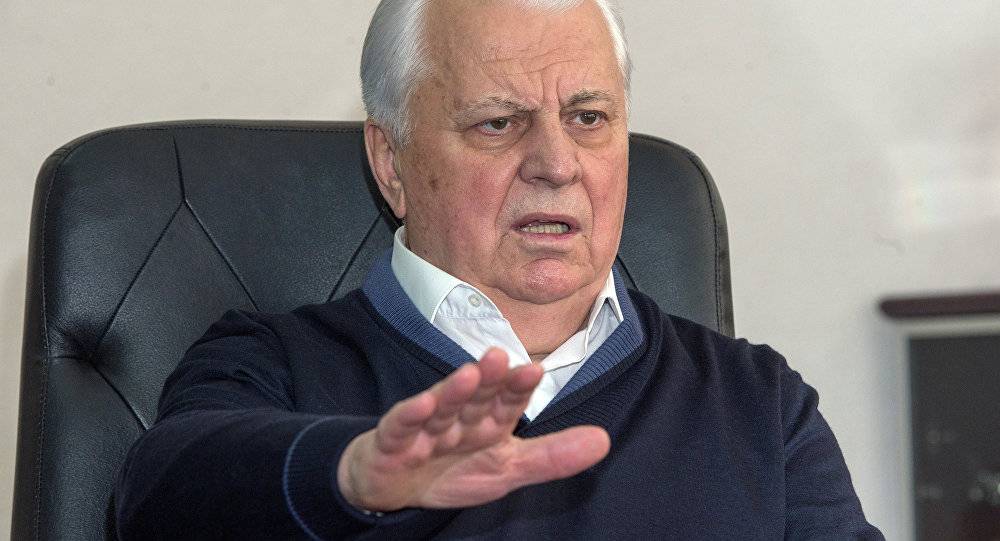 Кравчук: Порошенко не справится один с Донбассом Кравчук: Порошенко не справится один с Донбассом