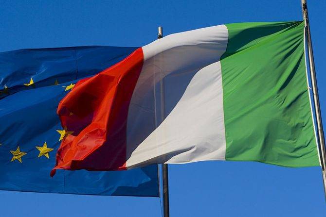 Италия начала бунт против ЕС