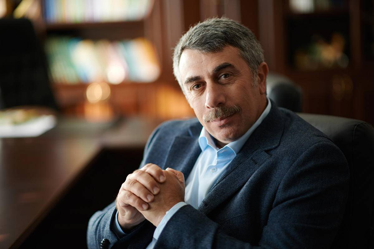 Комаровский: Как закончить войну на Донбассе за один день без Запада Комаровский: Как закончить войну на Донбассе за один день без Запада