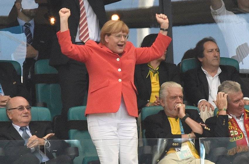 Немецкие СМИ: судьба Меркель определится на ЧМ-2018 в России