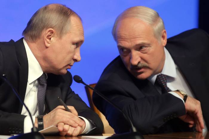 Почему Путин предпочел Лукашенко футболу Почему Путин предпочел Лукашенко футболу