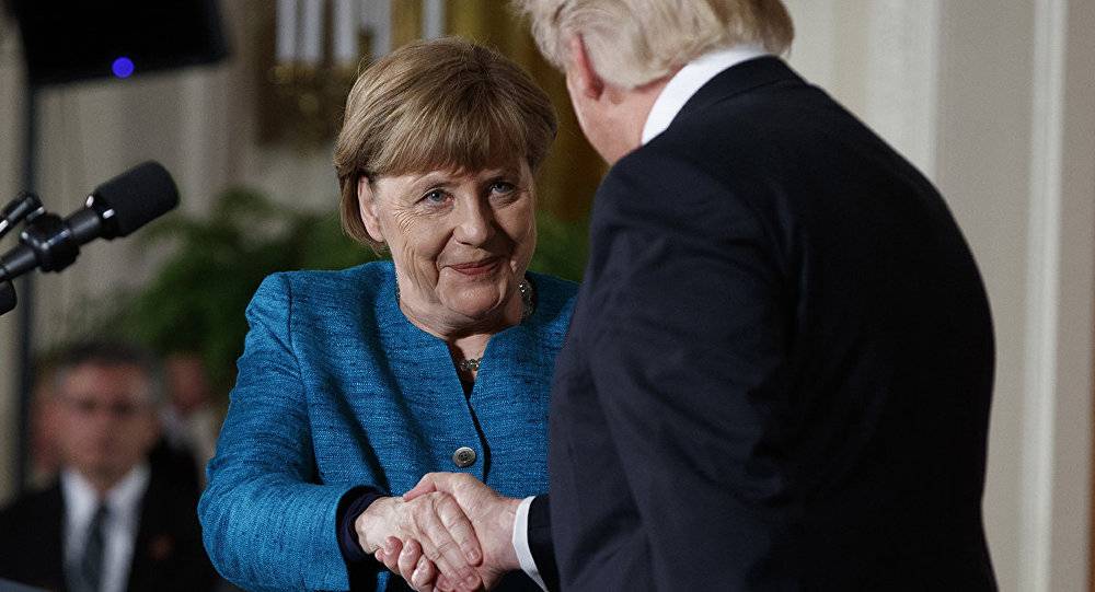Скандальное поведение Трампа: Меркель стойко держит удар Скандальное поведение Трампа: Меркель стойко держит удар