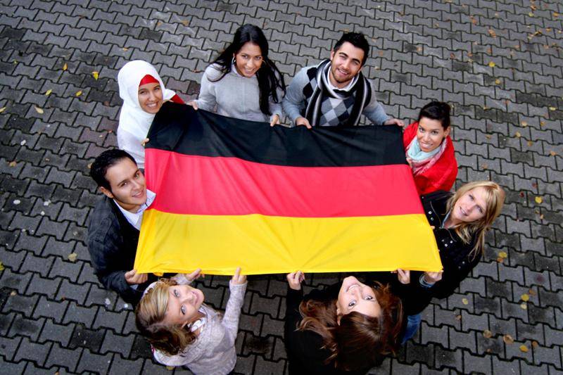 Немцы стали чужими на празднике толерантности