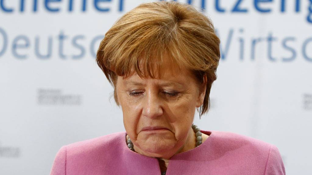 Западные СМИ: Европа «застряла в ошибках», для Меркель ситуация критическая