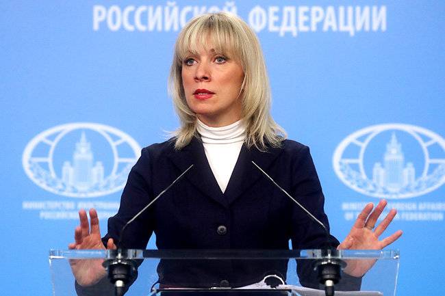 Захарова возмущенно ответила на слухи об уходе Салаха из-за Кадырова
