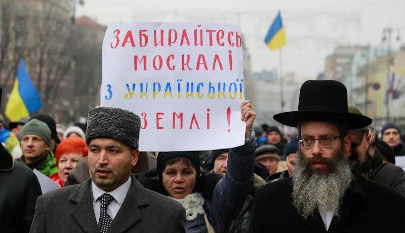 Украинцы и татары не поделили полуостров - бурная дискуссия на ТВ Украинцы и татары не поделили полуостров - бурная дискуссия на ТВ