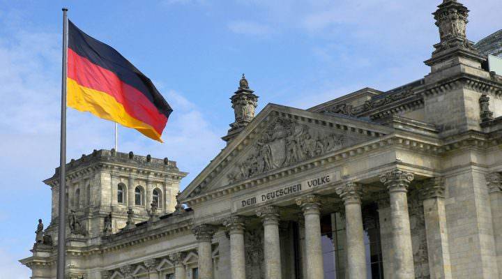 Неопределенность: Германия в ожидании американских санкций