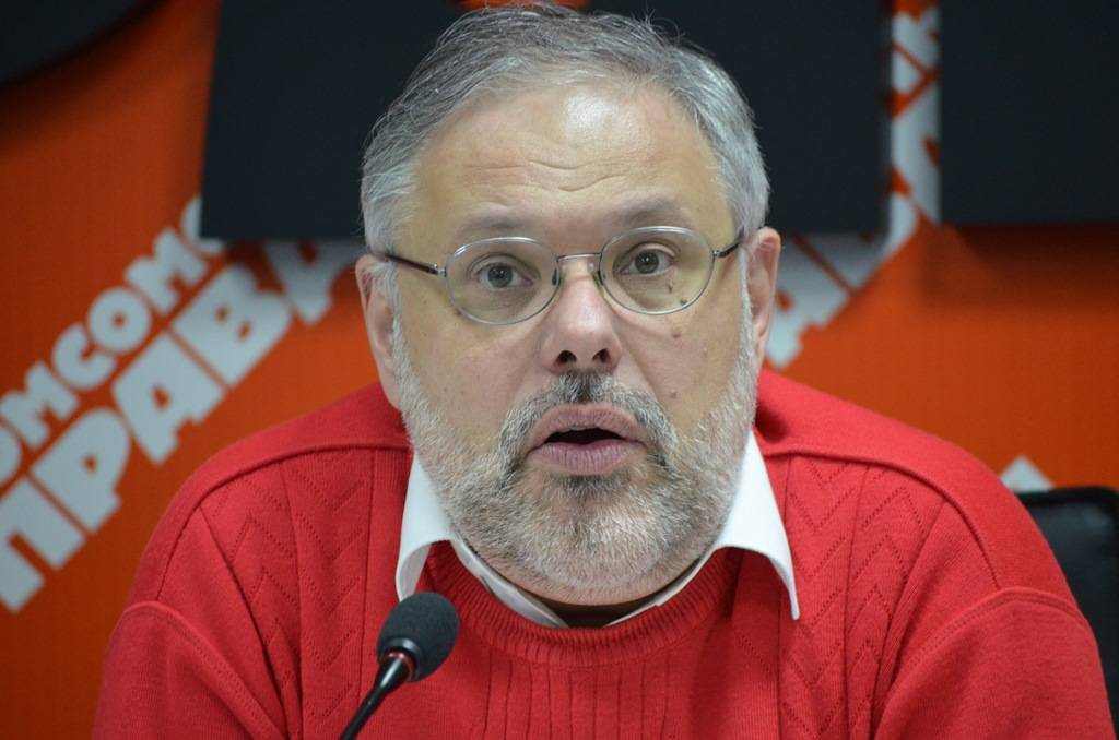 Хазин о борьбе Путина с либералами: «Одних - на кол, а других - в опалу» Хазин о борьбе Путина с либералами: «Одних - на кол, а других - в опалу»
