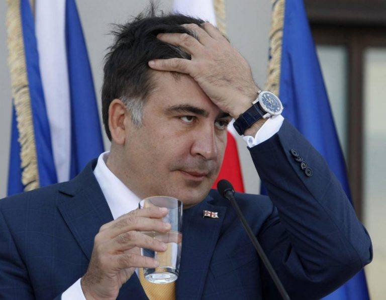 От заоблачного рейтинга Саакашвили остался один недожёванный галстук