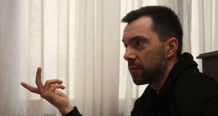 Арестович о последствиях провокаций Украины: мы теряем Азовское море Арестович о последствиях провокаций Украины: мы теряем Азовское море