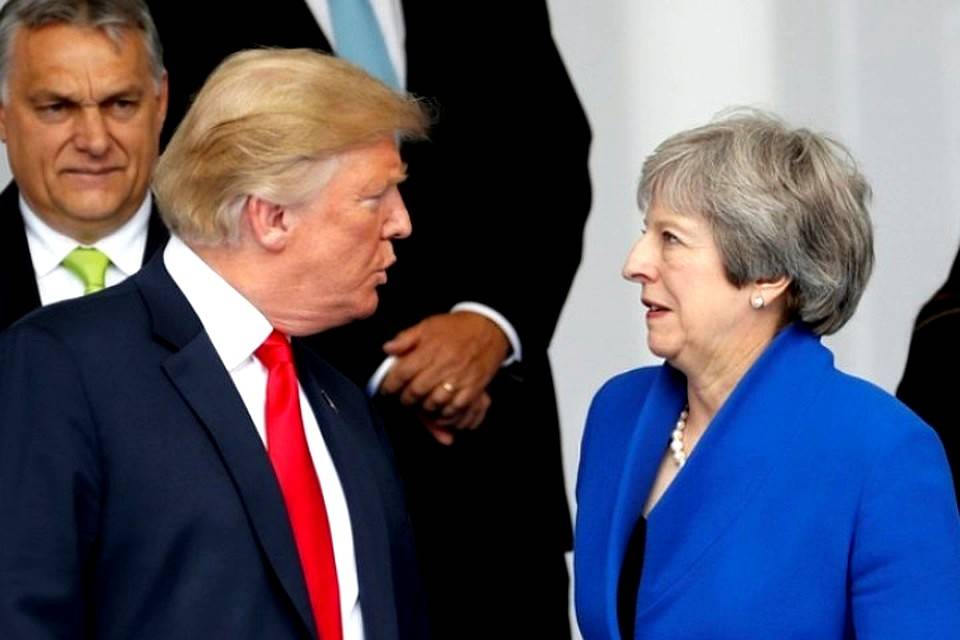 Готовит ли Трамп «британский майдан»