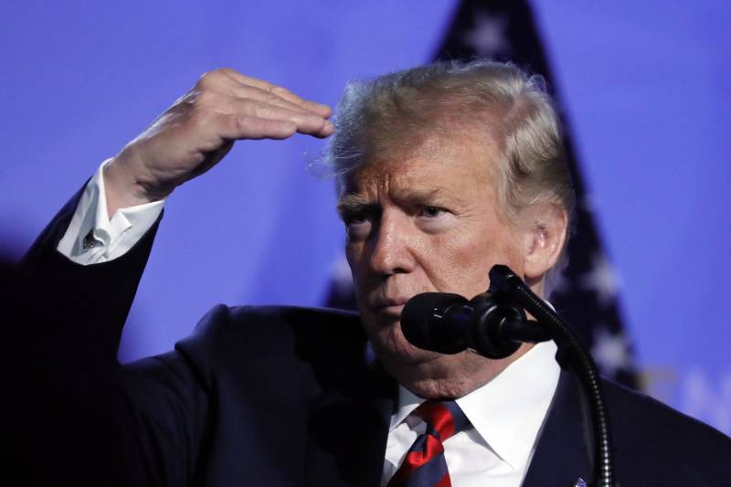 Неофициальная компенсация: истинная причина встречи Трампа и Путина Неофициальная компенсация: истинная причина встречи Трампа и Путина