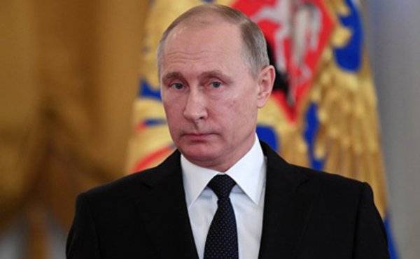 Упрек Киеву от Путина: вместо «Минска-2» планируют силовой сценарий