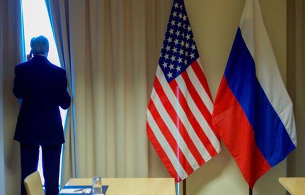 Напряженная ситуация в Вашингтоне: США снова разыгрывают российскую карту