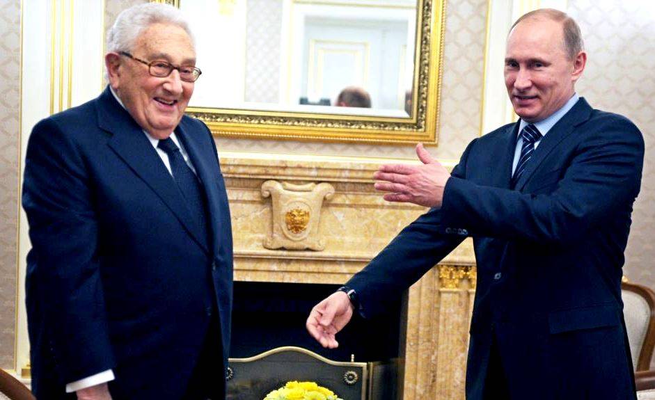 Тайный план Киссинджера: превратить Россию в Украину