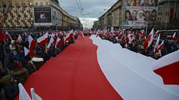 Поляки, танцующие на костях: обнаглевшее беспамятство