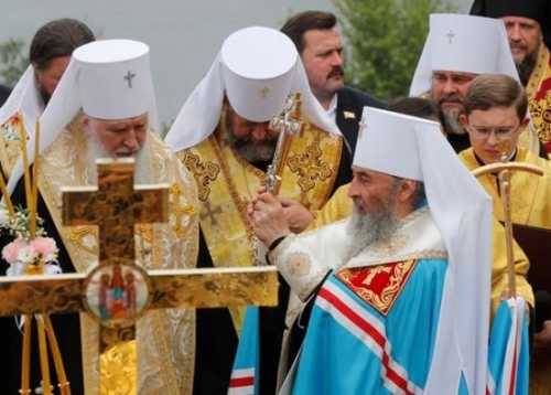 О подлинных и мнимых наследниках Крещения (по следам празднования в Киеве)