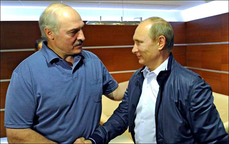 Батька Лукашенко бросает вызов Москве