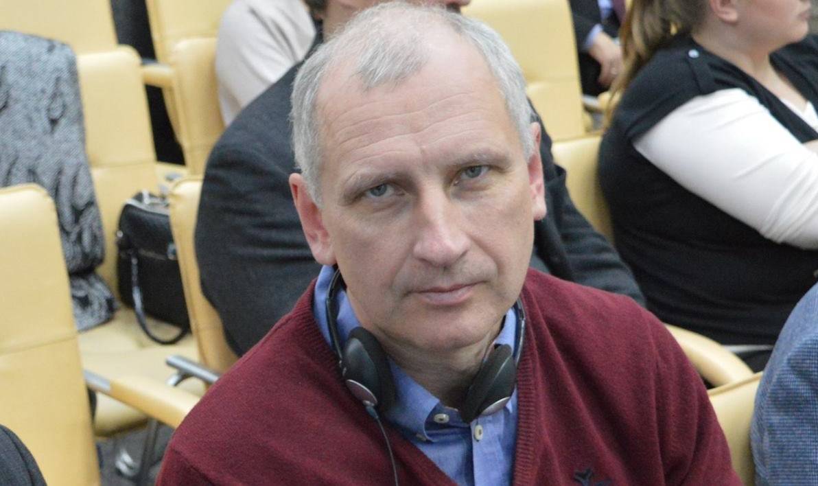 Олег Стариков: Война на Донбассе выгодна Киеву