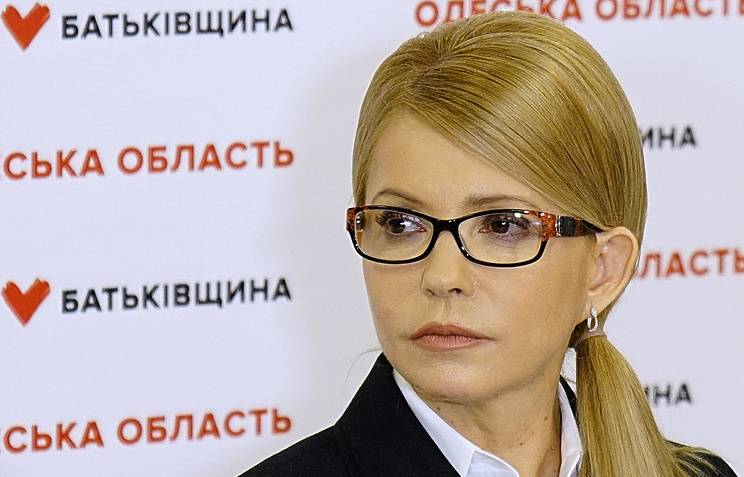Тимошенко удерживает лидерство в президентском рейтинге Украины