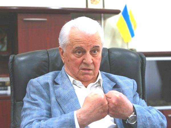 3 важных совета, которые Кравчук дал бы Порошенко, оказавшись с ним наедине 3 важных совета, которые Кравчук дал бы Порошенко, оказавшись с ним наедине