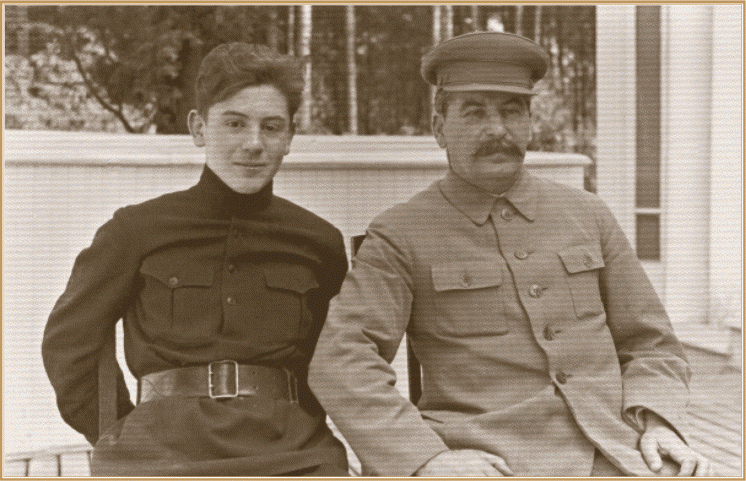 Иосиф Сталин прощал грехи сына Василия, предчувствуя его судьбу?