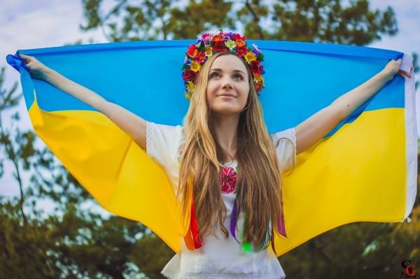 «Хватит уже притворяться»: украинка высказала накипевшее крымчанам
