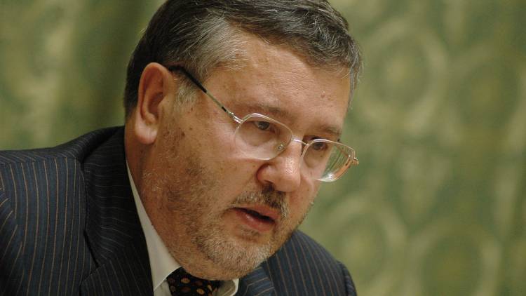 Гриценко попал под обвинения в сдаче Украины еще в 2005 году