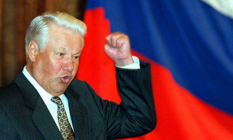 Как Ельцин по пьяни чуть не сбежал в посольство США