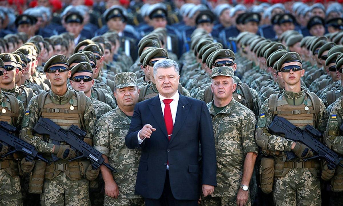 Независимость народа, отсвечивающая из дырявых шаровар Независимость народа, отсвечивающая из дырявых шаровар
