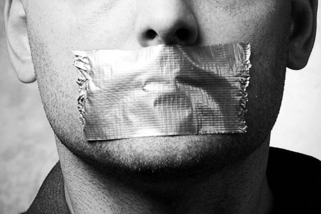 Лишение свободы вместо свободы слова. Это и есть демократия по-украински