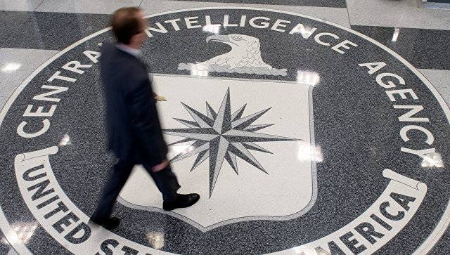Экс-сотрудник ЦРУ раскрыл блеф американских СМИ об агентах США в Кремле