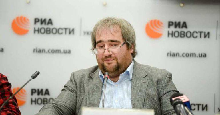 Корнейчук нашел странности в санкциях США против РФ: Клоунада продолжается