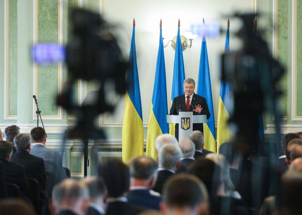 Договор с Украиной: зачем разрушать то, что придется восстанавливать?