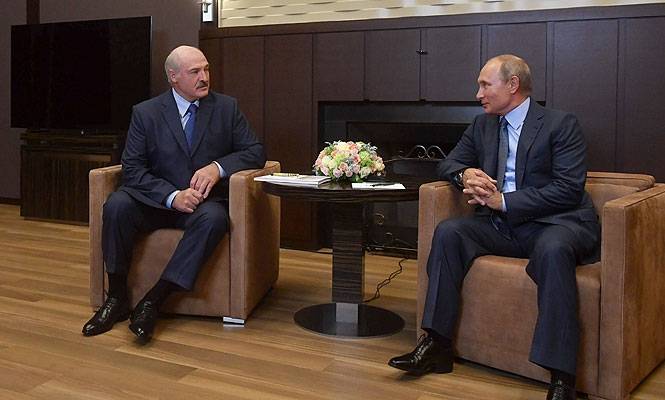 Подтолкнуть Лукашенко к досрочным выборам может только Москва