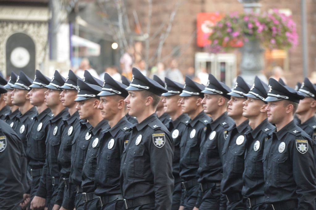 Украинскую полицию приучают к бандеровщине