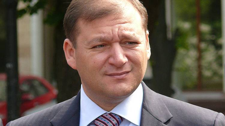 Добкин назвал три варианта сценария для Донецка и Луганска