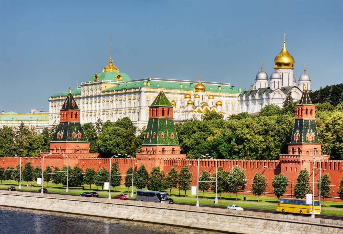 Мягкая сила России: американцы толкают страны в руки Москвы