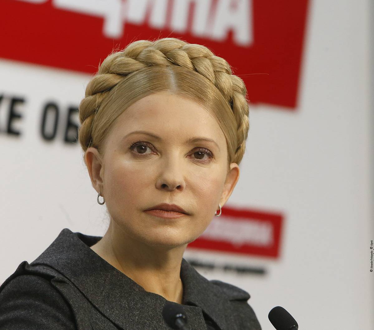 Тимошенко: Это не меня хочет поставить Россия, а Порошенко