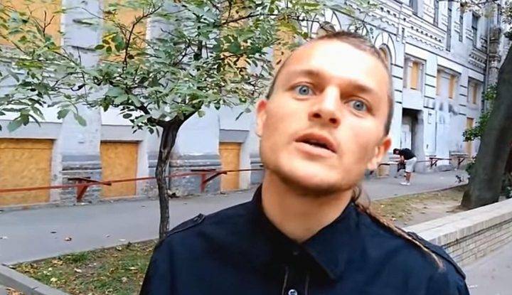 А давайте, как в Крыму: реакция украинцев на стремление Киева в ЕС и НАТО А давайте, как в Крыму: реакция украинцев на стремление Киева в ЕС и НАТО