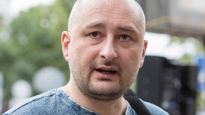 Бабченко выпрашивает «макаронинку» за информацию о «покушении» на себя
