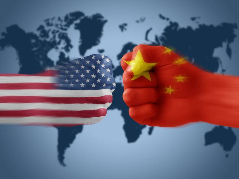 Китай стал врагом США №1