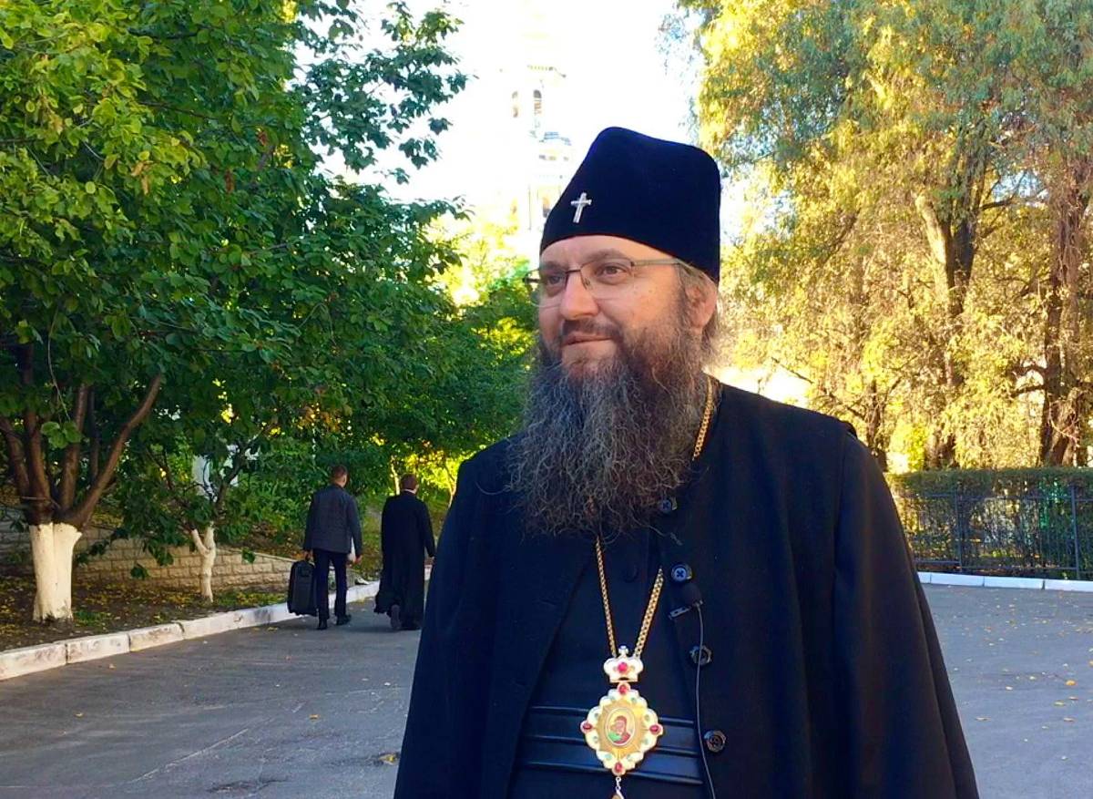 Архиепископ Климент: Константинополь не снимал с Филарета анафему