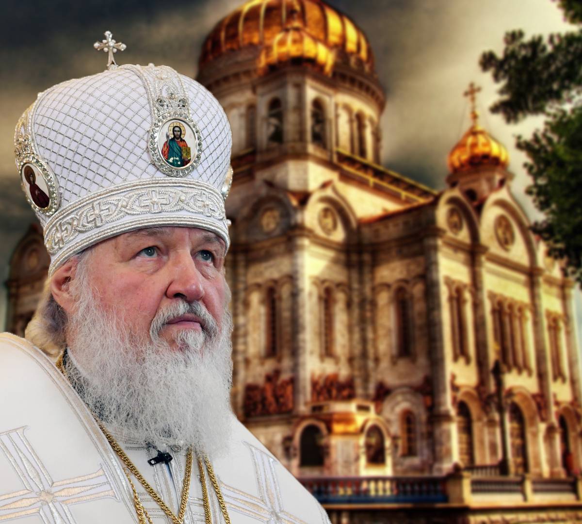 Патриоты требуют от Патриарха Кирилла анафемы для Порошенко