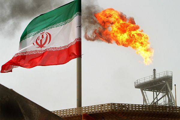 В Иране назвали требования США «политическим блефом»