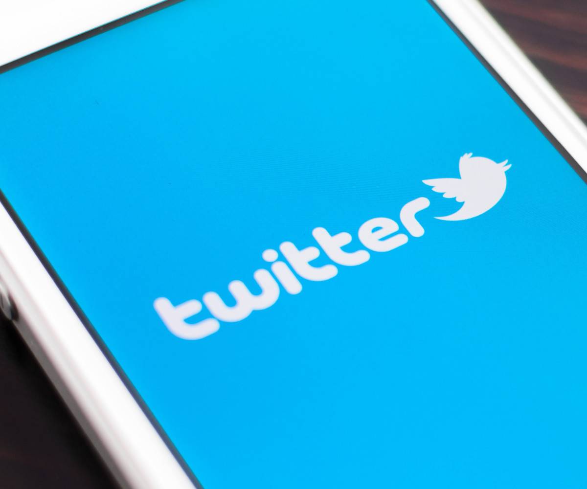 Twitter запретил не-американцам писать про политику в США